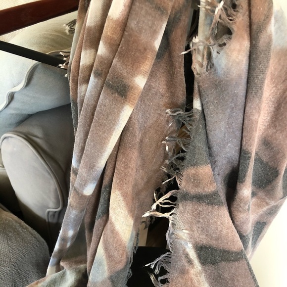 JCsunny..... cotton scarf/shawl - Picture 8 of 8